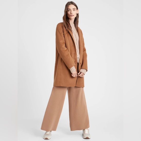 Banana Republic Unlined Overcoat- EUC - Picture 2 of 14